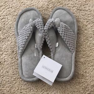 NWT Plush Gray Flip Flops